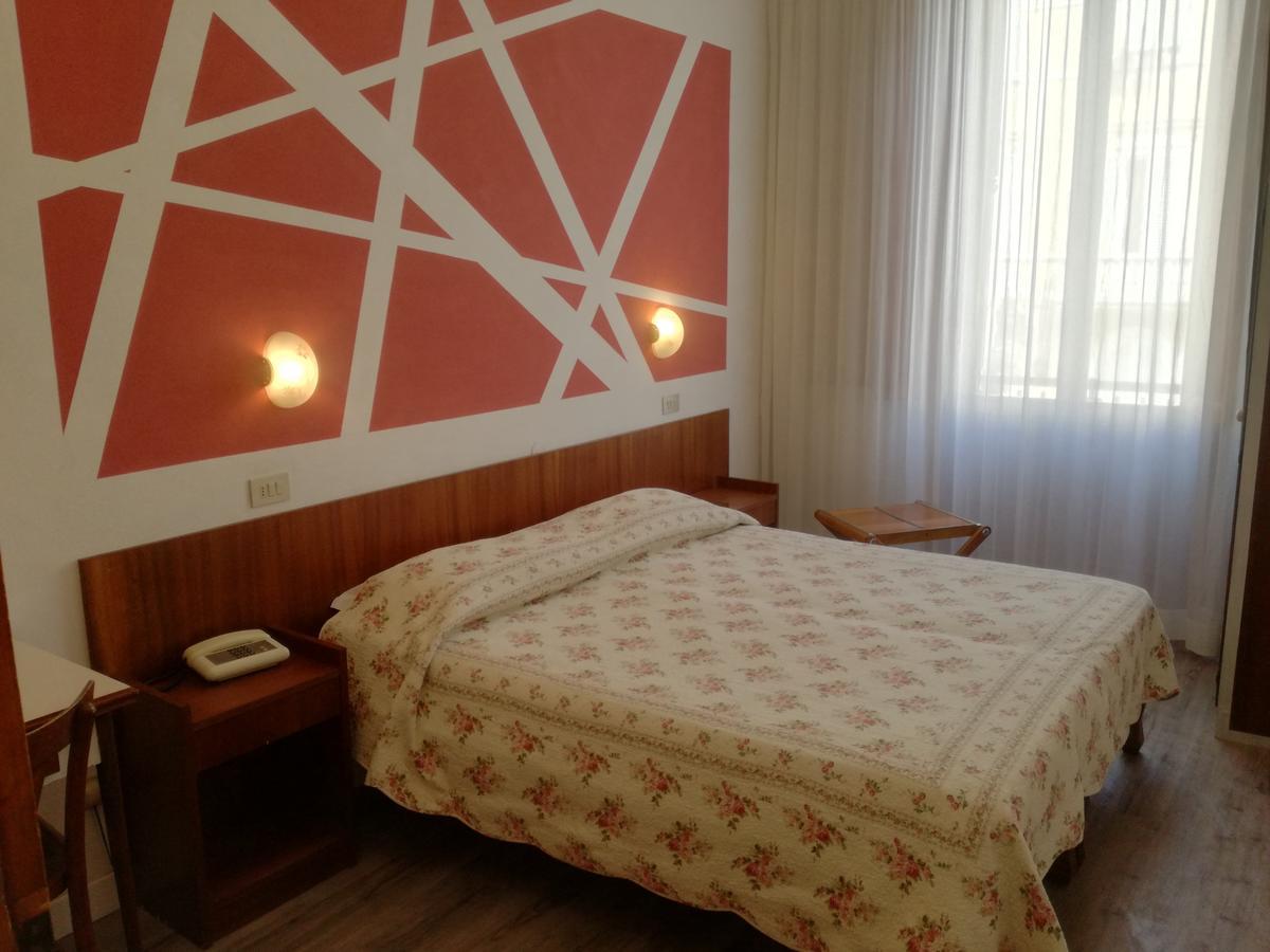 מונטה קטיני טרמה Hotel Prati מראה חיצוני תמונה